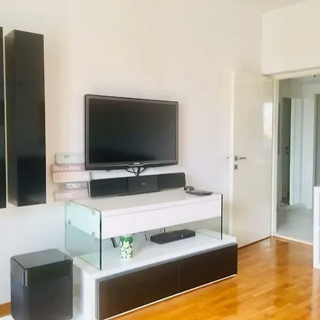 Pojisanska 32 Apartment *